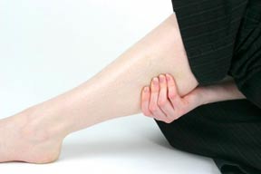 Leg Cramps At Night: 9 practicable Causes